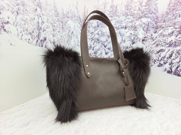 Red fox fur bag
