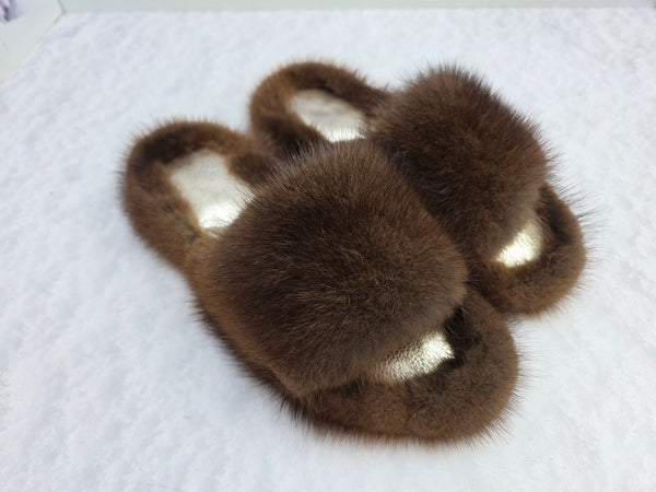 Musk beaver house slippers