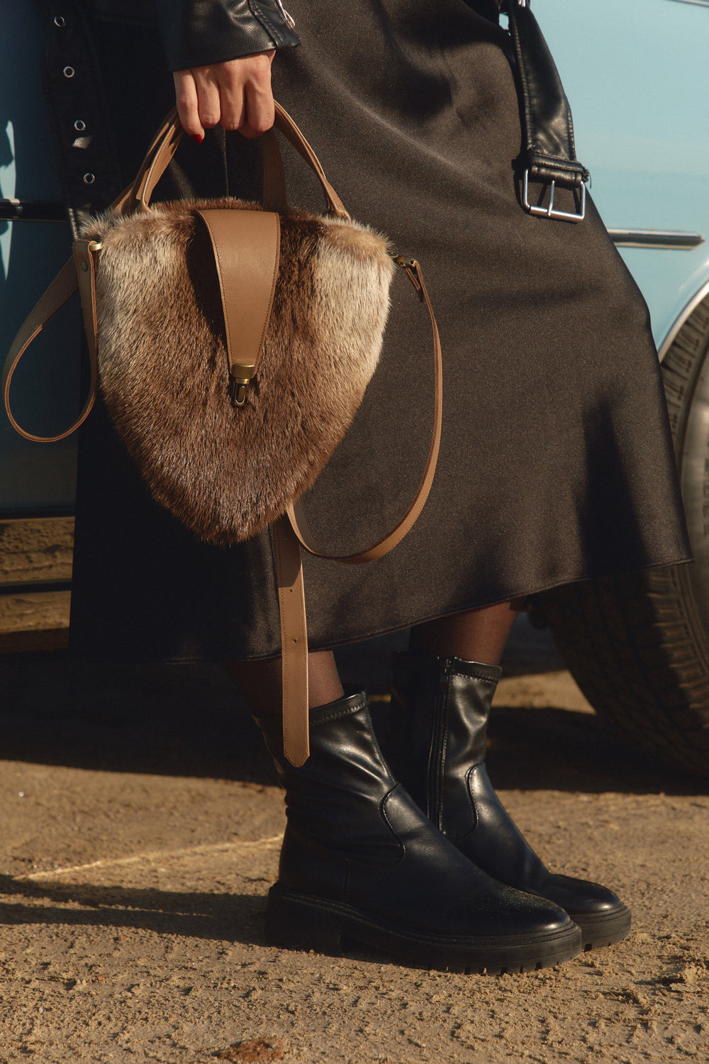 Otter fur purse