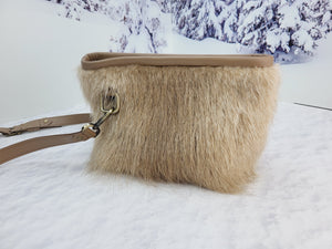 Nutria fur purse