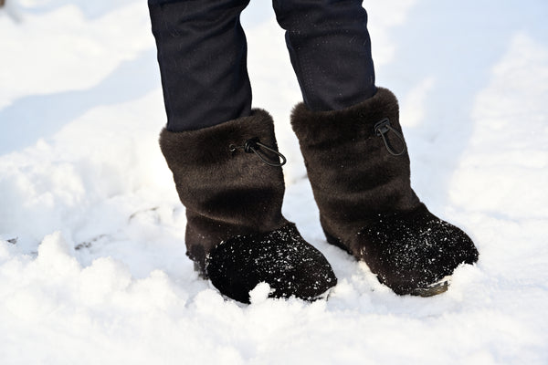 Claret red Girls sheepskin boots