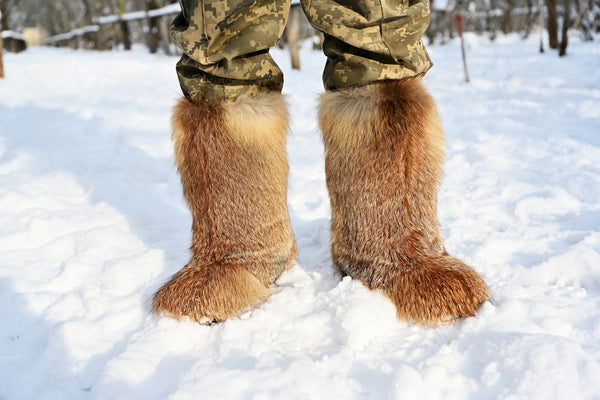 Fox and leather fur boots