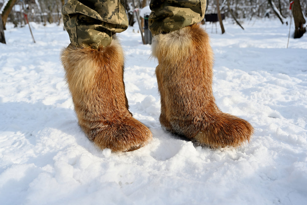 Fox and leather fur boots