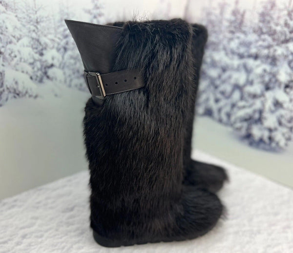 High Beaver fur and leather boots
