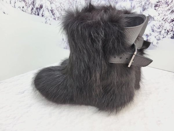 Short Black fox fur and leather boots