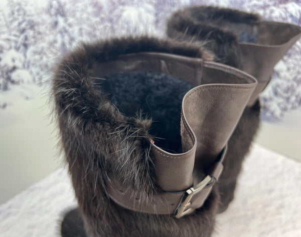 High Beaver fur and leather boots