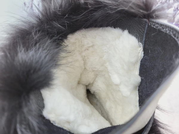 Short Black fox fur and leather boots